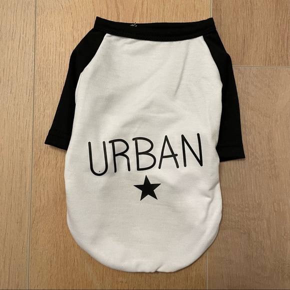 💗 NWOT Black Baseball Tee - Picture 2 of 3